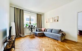 Baja Apartment Warsaw